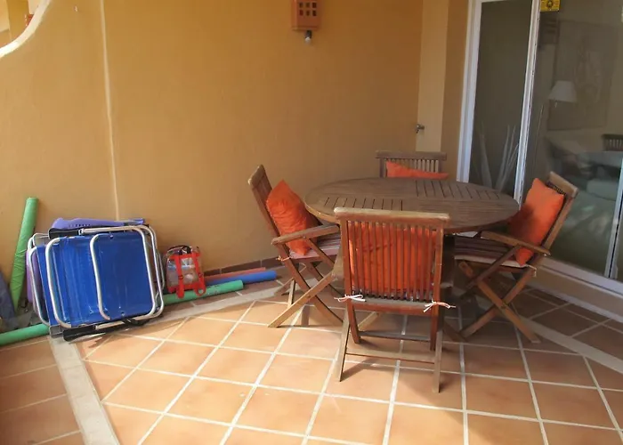 En Patios De Santa Maria Golf *