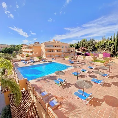 En Patios De Santa Maria Golf شقة